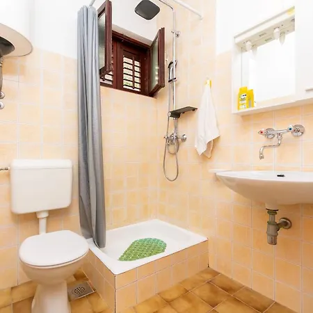 Djani Apartman Mimice