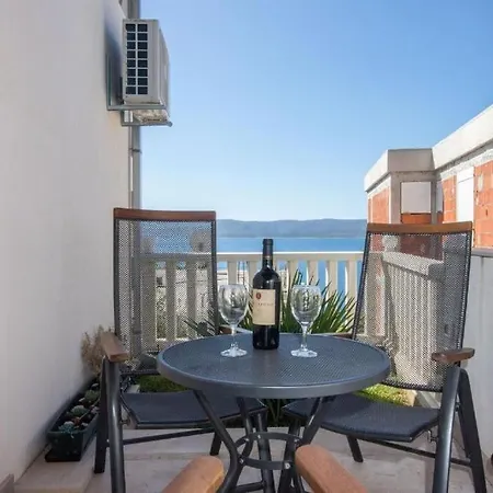 Djani Apartament